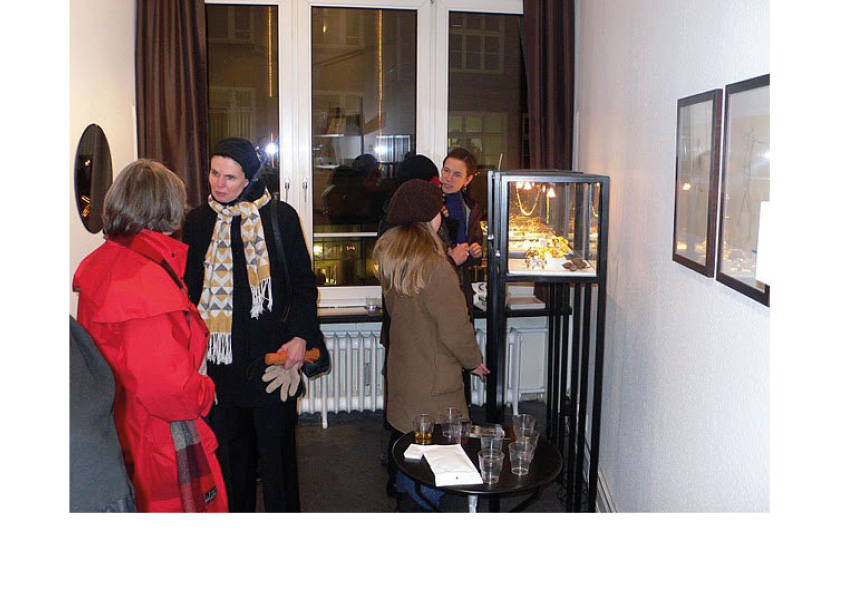 Eröffnung der Galerie „Schmuck & Zeichnung“ im Dezember 2009